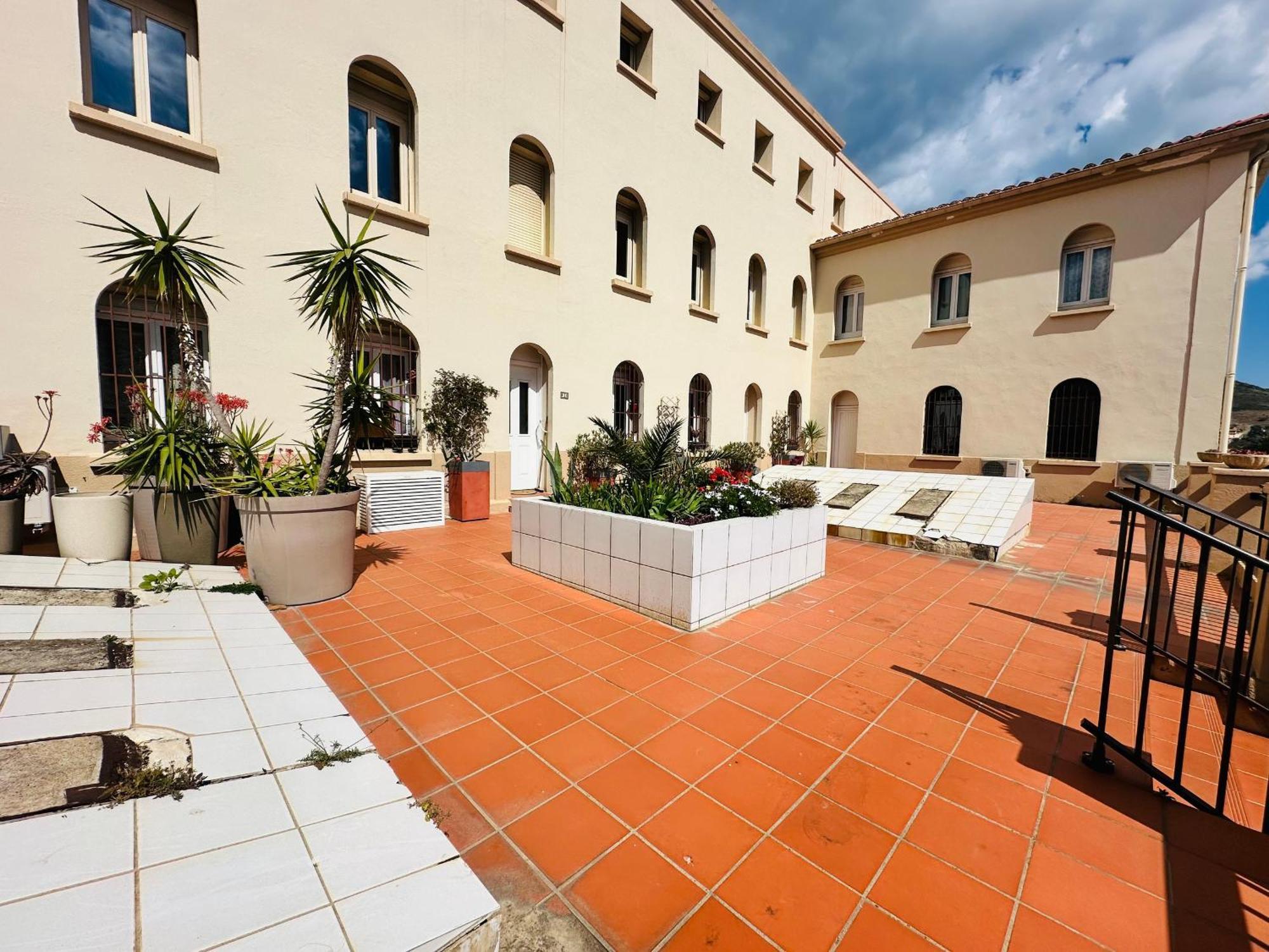 Appartement En Duplex 4 Couchages Au Coeur De Port-Vendres, Face A La Place De L'Obelisque - Fr-1-309-337 Port Vendres Exterior foto